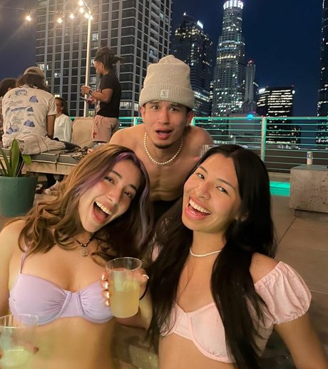 hippie onlyfans hd photos