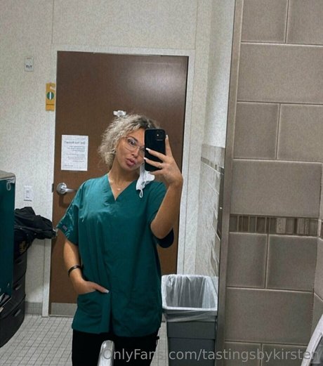 kickingitwithk xxx actress photos