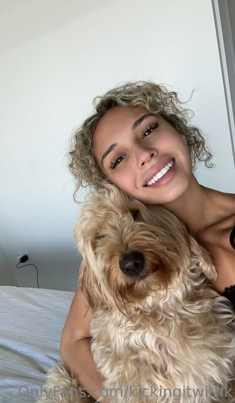 kickingitwithk exclusive pornstar galleries