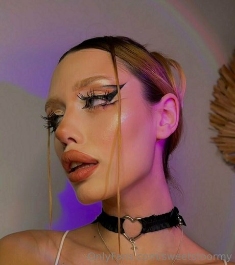 Sweetstoormy adult actress galleries