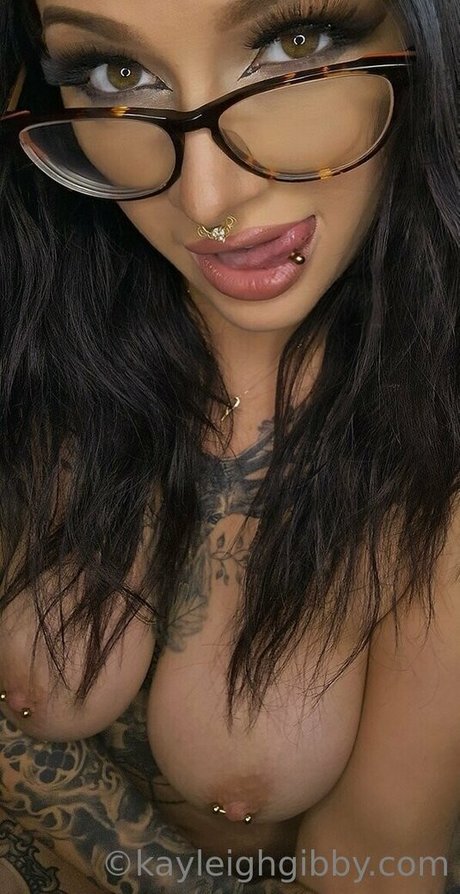 kayleighgibby erotic model galleries