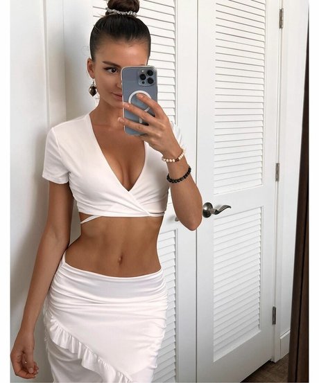 Coco Nadia nice actress img