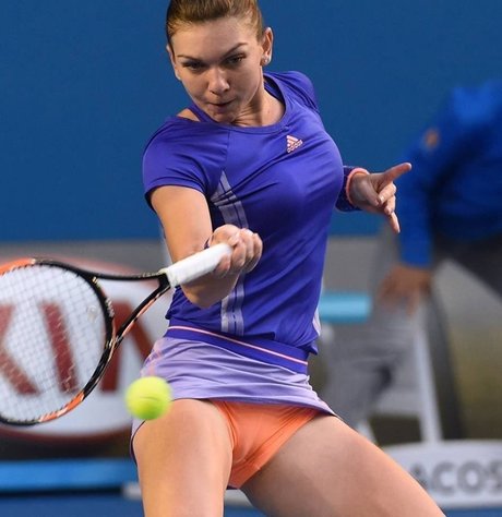 Simona Halep model adult images