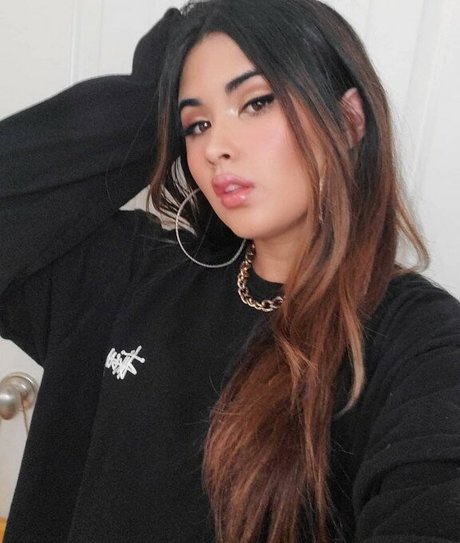 yourprincesslol exclusive star pics