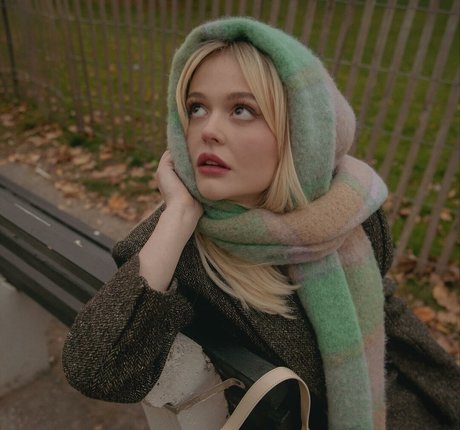 Emily Lind xxx star pictures