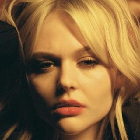 Emily Lind erotic actress picture