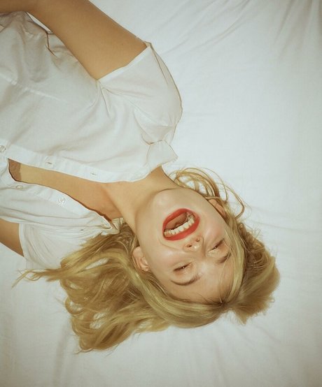 Emily Lind star best photos