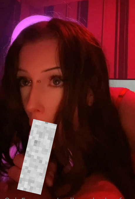 mollyannbarlow free adult actress images