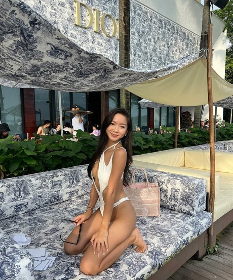 Novita Lam adult actress galleries