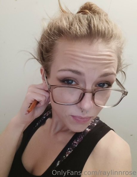 raylinnrose high quality pornstar photo