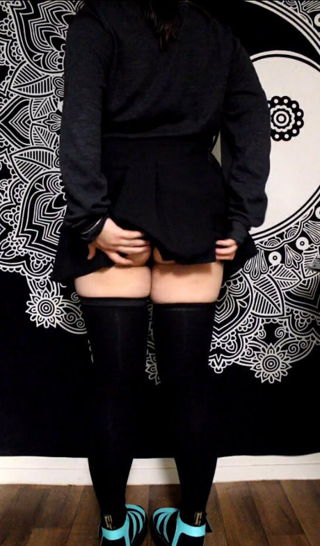 slut milf onlyfans hot sexy archive