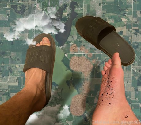 gigagod69 exclusive pornstar galleries