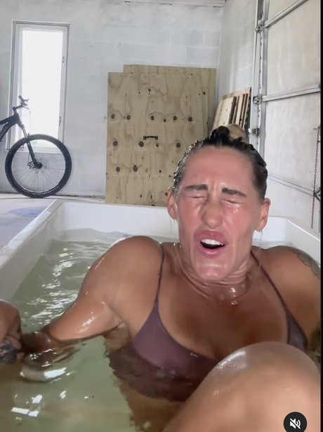 Danielle Brandon naked actress image