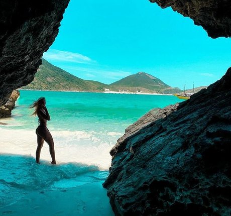 Leticia Ferrazzani Images