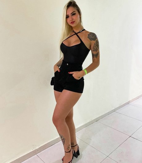 black kitty onlyfans porn image