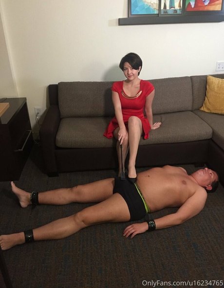 missjackies feet sexy model image