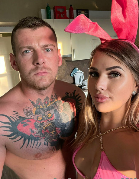 hope 2795 nude actress galleries