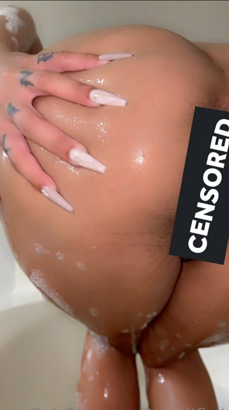 itsihititfirst hd model img