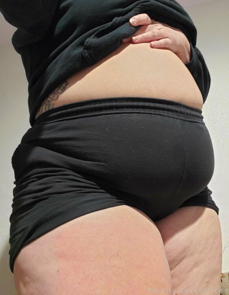 bunnyvelvettvfree free model image