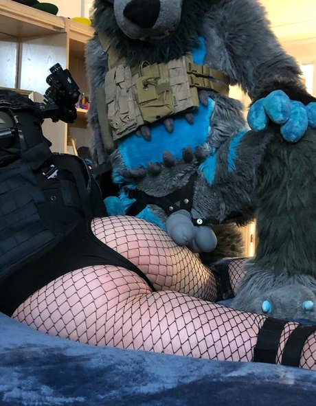 Indyee best model pics