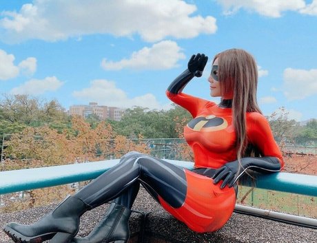 janie lin model erotic photos