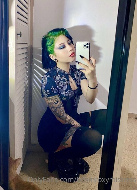 mistressroxybdsm perfect pornstar img