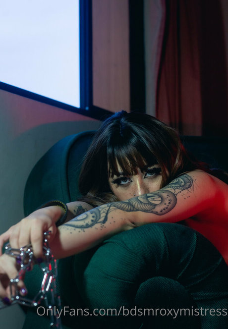 mistressroxybdsm sexy pornstar pictures