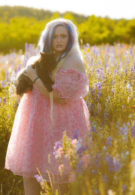 spikezombie model pornographic picture