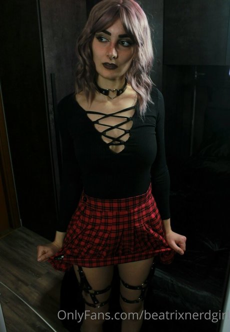 beatrixnerdgirl star hd photos