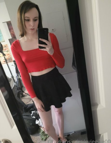 evieevie00 star top pic