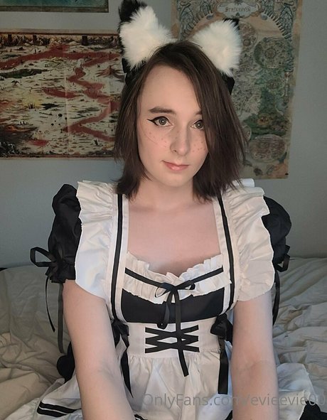 evieevie00 star nudes archive