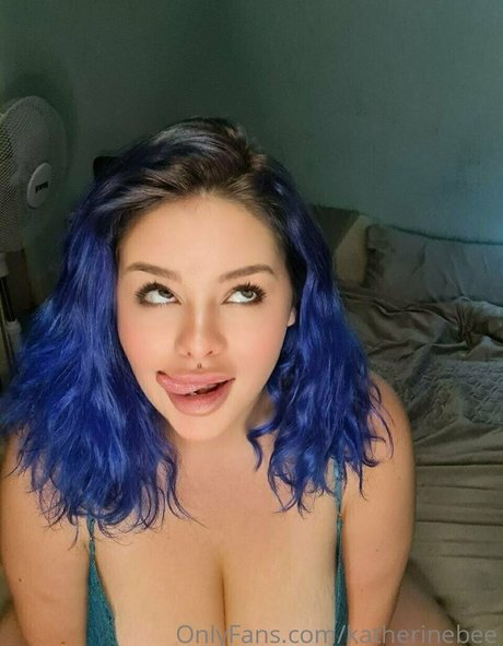 beckybeeofficial hot pornstar image