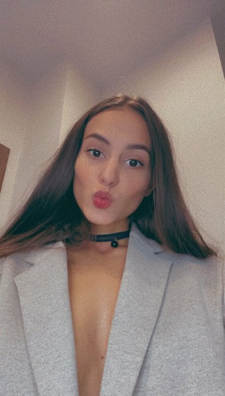 college asian onlyfans pretty pic