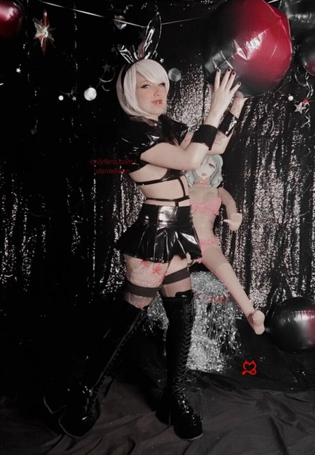 dantesaan naked star image