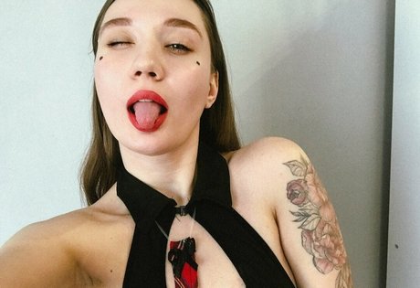 blowjob swallow onlyfans art nude photos