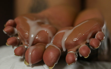 madsoles 1 model top photo