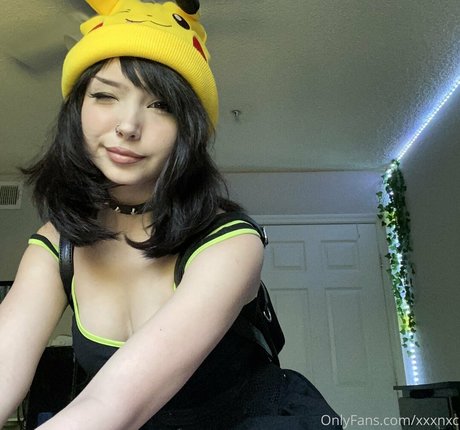 yourluvrgrl pornstar hd picture