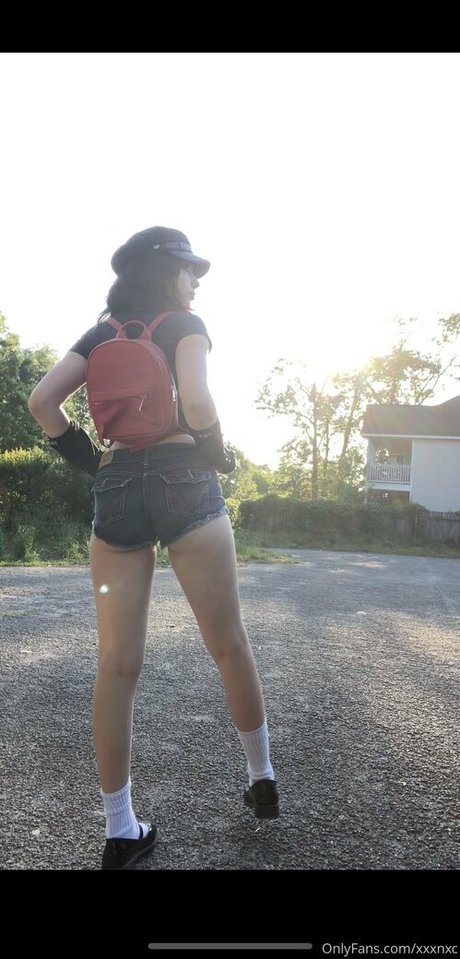 yourluvrgrl model images