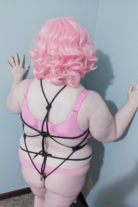 thotterpopp nude model archive