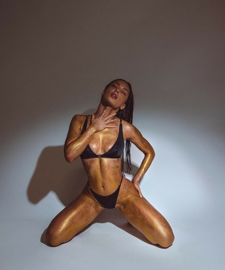 milf wife onlyfans perfect photo