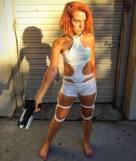 Ali Spagnola art model picture