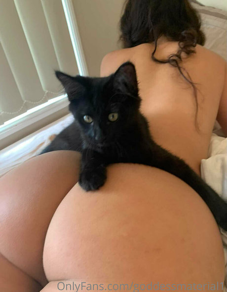 Goddessmaterial1 exclusive model picture