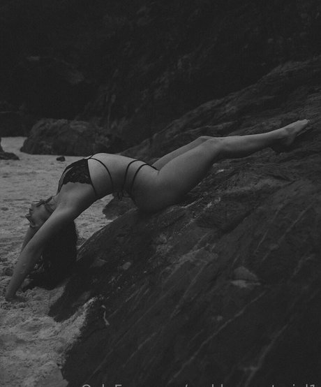 Goddessmaterial1 pretty actress images