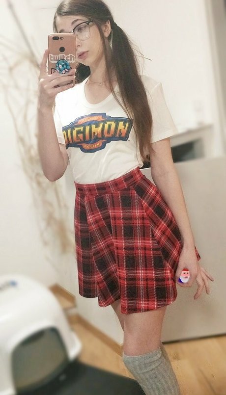 milf strip onlyfans adult picture