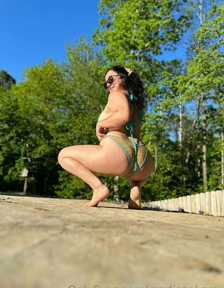 madisonknox star naked pictures