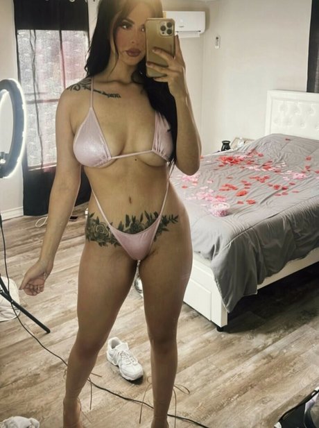 horny girls onlyfans nudes images