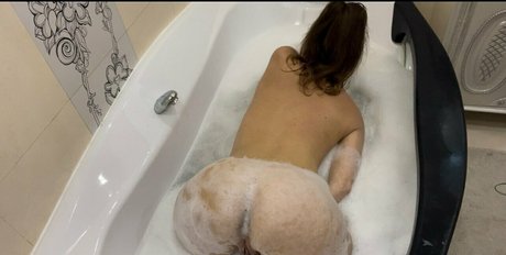 lolasecretstories art actress pictures