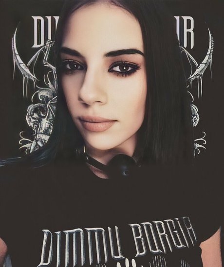 astarothluciferam naked pornstar pictures