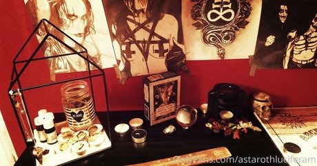 astarothluciferam pretty model pics