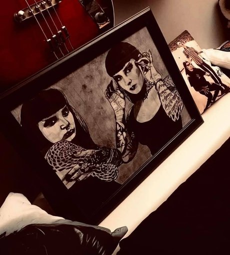 astarothluciferam nude pornstar picture